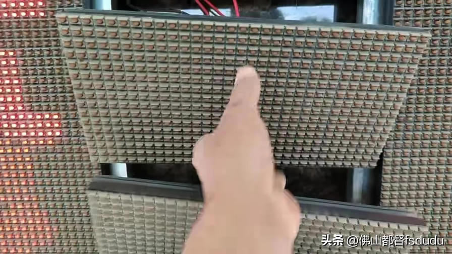 LED˸ƲˣһһƹϽ
