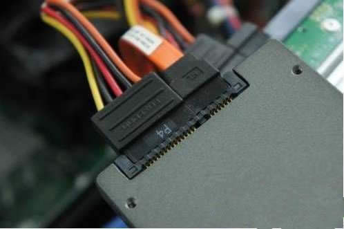 ̬Ӳ̰װ|ssd̬Ӳ̰װͼĽ̳
