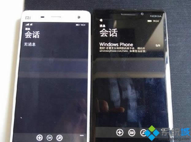左边是小米4，右边是Lumia930